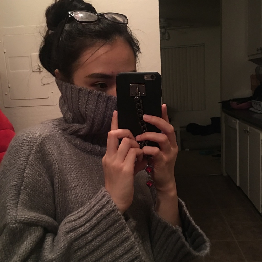Turtleneck Ribbed Knit Top - Picture 2 of 5